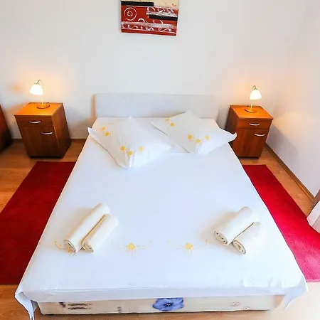 Anamarija Διαμέρισμα *